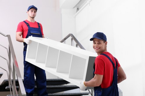 Transparent pricing and storage quote process in Thamesmead